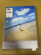 2 写真集★ 国仲涼子 「COLORS」 DVD付き 撮影・根本好伸 ワニブックス 2011年再版_画像2