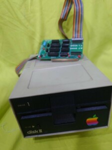 Apple diskⅡ　with Interface Card DOS3.3. Master Disk BASICS 16Sector シール　マニュアル