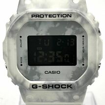 仙19【稼働】CASIO G-SHOCK DW-5600GC 腕時計 クォーツ デジタル ORIGIN 5600 SERIES GRUNGE SNOW CAMOUFLAGE カシオ Gショック カモフラ_画像2