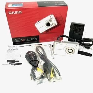 仙101 CASIO EXLIM EX-Z1050 レンズ f=7.9-23.7mm 1:2.8-5.1 カシオ デジカメ バッテリー 充電器 箱 説明書付き
