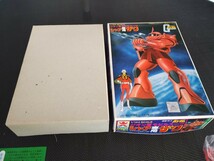 未開封初期ロット 1980/8 1/144 シャア専用ザク バンダイ 旧バンダイ 機動戦士ガンダム 旧ロゴ 美品当時物 BANDAI バンザイ 旧キット ザク_画像5