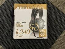 AKG プロフェッショナル セミオープンエアー型 モニターヘッドホン K240 STUDIO-Y3_画像1