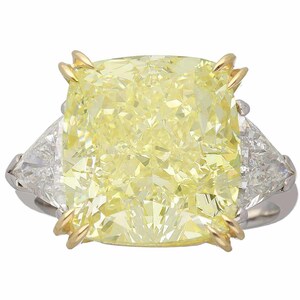 Причудливый светло-желтый бриллиант (13,06CT Fly-VS2) Алмаз (1.38CT) Кольцо PT900 K18YG Япония Размер около 13 #53 Оценка