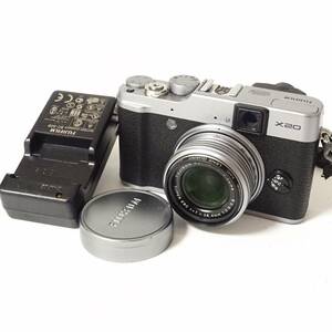 FUJIFILM 富士フイルム X20 コンパクトデジタルカメラ 動作未確認 使用感有【60サイズ/同梱不可/大阪商品】【2452249/304/mrrz】