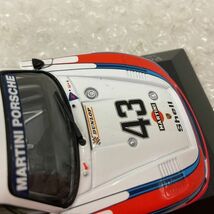 1円〜 ミニチャンプス 1/43 Porsche 935/78 ’Moby Dick’ 24h Le Mans 1978 MARTINI #43(ホワイト×オレンジ×ブルー)_画像4