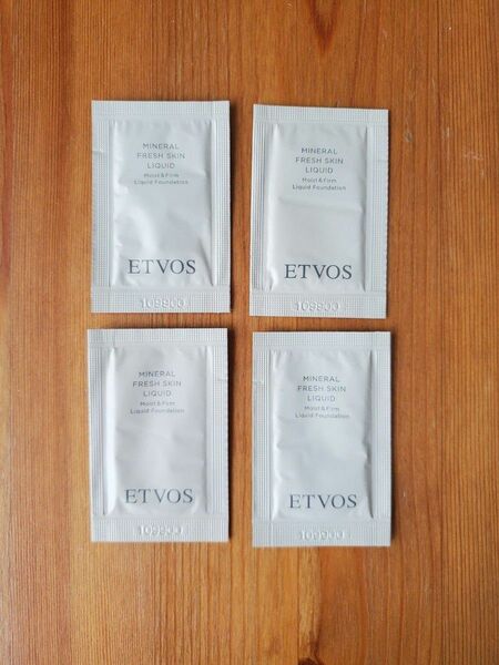 ETVOS　エトヴォス　ミネラルフレッシュスキンリキッド　ナチュラル　美容液　ファンデーション　お試し　サンプル　旅行用　トラベル