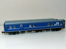 TOMIX マニ24 500 2023年製造最新ロット 新品未使用 台車枠・ダミーカプラー付 /92792 JR 24系25形特急寝台客車(夢空間北斗星)セットばらし_画像3