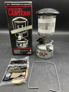 B572［未使用保管品］コールマン　MODEL229 PEAK1 キャンプ　アウトドア　DUAL FUEL LANTERN ランタン