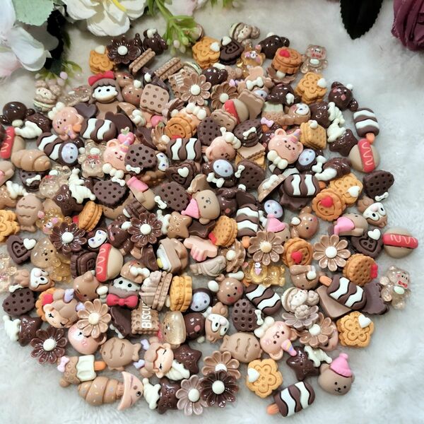 デコパーツ　プラパーツ　ハンドメイド　手作り　ケーキ　材料　チョコ　パーツ 飾り 動物 ワンポイント クマ