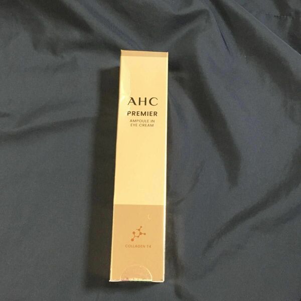 AHC　シーズン11 プレミアアンプルインアイクリーム　40ml 