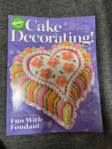 洋書　Cake Decorating! ディズニー 結婚式　誕生日　イースター　ハロウィン　クリスマス　ケーキ　デザインレシピ