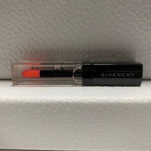GIVENCHY リップ