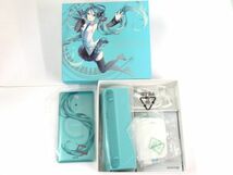 AA 20-2 美品 SONY XPERIA Miku SO-04E用 初音ミク リアカバー / イヤホン / 充電スタンドセット スマホ本体なし_画像1