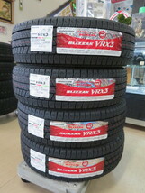 送料込み 未使用 !! No2214 ブリヂストン BLIZZAK ブリザック VRX3 195/60R17 90Q　(2023年製) 4本セット！_画像1