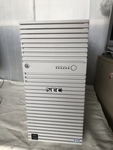 T☆NEC Express 5800/T120g　サーバー/Xeon E5-2620 V4 2.10GHz/HDDなし/メモリ32GB/OSなし/鍵付/現状品/BIOS起動確認済［K0413R11F-22(22)_画像1