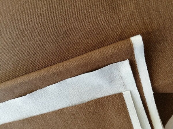 生地　茶色(焦げ茶)と白(裏側)　長さ2.5m 巾114cm リバーシブル　オックス生地　綿100%　無地　日本製