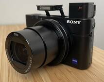 SONY ソニー RX100 III DSC-RX100M3 デジタルカメラ _画像2