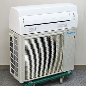 DAIKIN【S56XTCXP-W】ダイキン ストリーマ空気清浄 内部クリーン フィルター自動掃除搭載 エアコン おもに18畳用 単相200V 2020年製 中古品