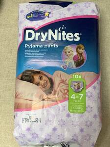 旧パッケージ　DryNites パジャマパンツ 　4-7歳 17-30Kg　10枚入り 未使用 女の子用