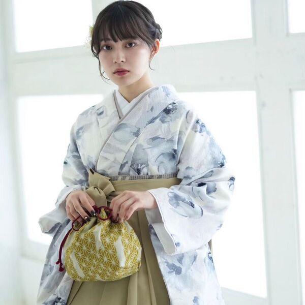 新品【リバーシブル巾着】utatane ウタタネ 卒業式 袴 巾着