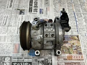 日産純正　ステージア　スカイライン　ローレル　RB用 エアコンコンプレッサー 。