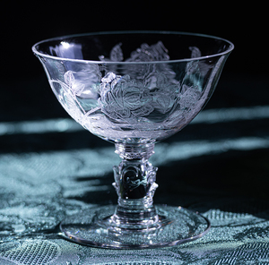1940年～ ヘイシー ローズ 薔薇 エッチング クリスタル シャンパン カクテルグラス フラワー 花 バラ アンティーク 酒 デザートグラス