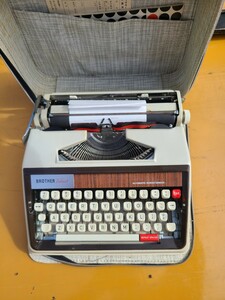 ブラザー BROTHER POTABLE TYPEWRITER JPI-391型 タイプライター レトロ タイプライター BROTHER ヴィンテージ アンティーク 昭和レトロ