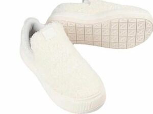 プーマ マユ スリッポン テディー モコモコ ボア Puma Women's Suede Mayu Slip-On Teddy 384887-02 レディース23㎝