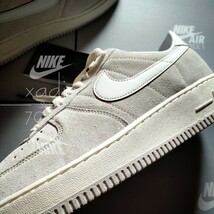 新品 正規品 NIKE ナイキ AIR FORCE1 LOW エアフォース1 ロー セイル 白 ベージュ系 レザー スエード 29cm US11 箱付き_画像2