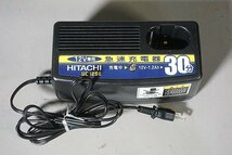 ◎ HITACHI ヒタチ 日立工機 DC12V 12mm インパクトドライバ 充電器 バッテリー２個 ケース付き UC12SE EB1214L ※ジャンク品 FWH12DC3_画像7