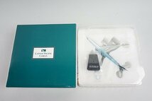 ★ 1/400 B747-8F Cathay Pacific キャセイパシフィック B-LJA ※タイヤ欠品_画像8