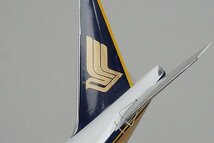 ★ phoenix フェニックス 1/400 B777-200/ER SINGAPORE AIRlLINES シンガポール航空 9V-SQI_画像5