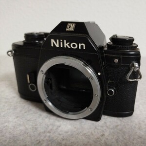 中古品★ Nikon フィルムカメラ EM 35mm 6610570