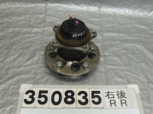 ヴォクシー DBA-ZRR70G 右後ハブ 42450-28040 350835