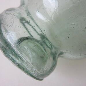 変形 浮き玉 気泡 硝子 ガラス球 ビン玉 シリンダー 検/ 戦前 ガラス玉 浮き球 まくら型 ローラー のし棒 開運 縁起物 アンティークの画像4