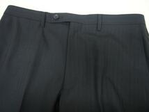 (sk) 55000-11-Y4 春夏 2ツボタン ノータック スリム スーツ ウォッシャブル 洗えるスーツ 黒 ブラック ストライプ メンズ ビジネス_画像6