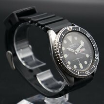 SEIKO QUARTZ セイコー クォーツ 7548-7000 ダイバーズ 150M防水 黒 デイデイト 諏訪工場 SEIKOラバーベルト ヴィンテージ メンズ腕時計_画像4