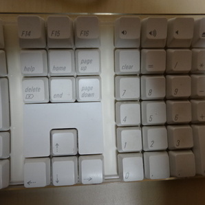 [送料無料 即決] Apple USB Keyboard A1048と Mighty Mouse A1152 のセット USEDの画像4
