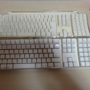 [送料無料 即決] Apple USB Keyboard 2台セット A1048と M7803 USEDの画像1