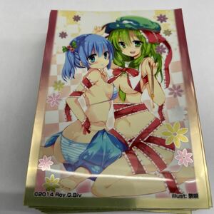 【中古スリーブ】東方project 鍵山雛　河城にとり　キャラクタースリーブ40枚、レギュラーサイズ、多少の使用感あり、管理No.2240