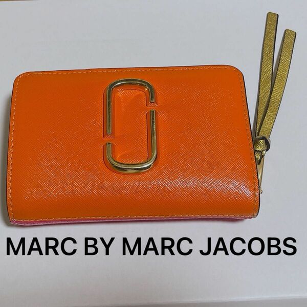 マークジェイコブス 二つ折り財布 （ザ スナップショット コンパクト ウォレット） MARC JACOBS