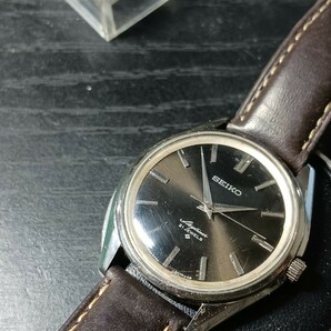 セイコー SEIKO スカイライナー 手巻き 正常稼働品 希少黒文字盤 6220ー8010の画像1