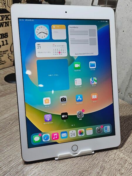 iPad 第5世代 32GB Cellularモデル　219