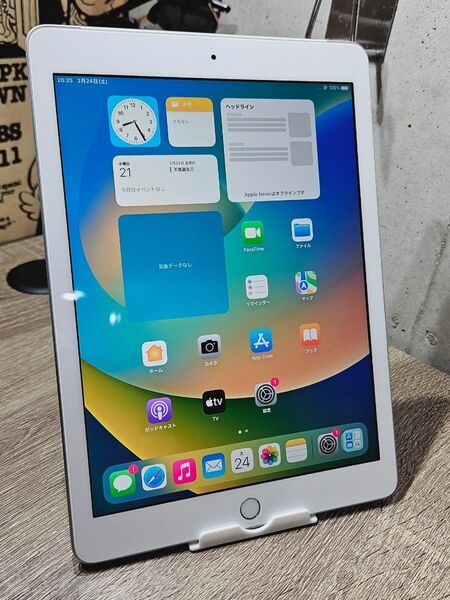 美品　iPad 第5世代 32GB Cellularモデル　967