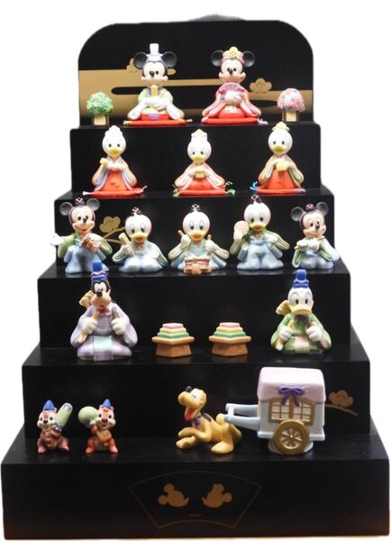 美品ディズニー Disney 雛壇 ひな祭り五段飾り おひな様人形セット レア物