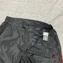 2C【着少】PUMA プーマ ナイロンパンツ 黒 ブラック ロングパンツ 923399 XL ウエスト83-89 86 格安_画像8