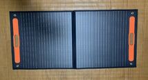 ソーラーパネル 100W 太陽光パネル 折りたたみ ソーラーチャージャー 単結晶ETFE素材 太陽光発電 ソーラー充電器_画像8