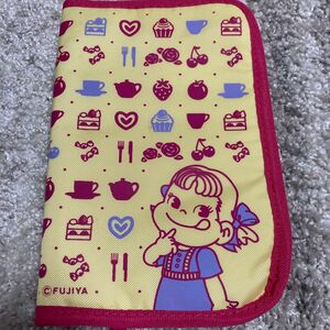 まとめ買い　専用　不二家　FUJIYA ペコちゃん　マルチケース　非売品