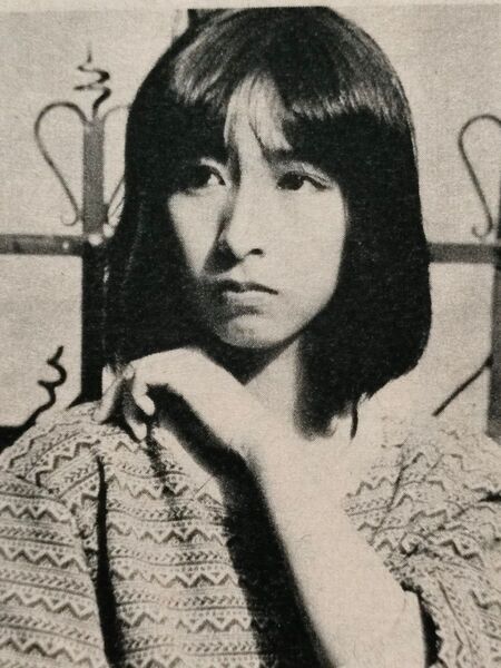 あみん 岡村孝子 『スコラ』 ☆全176ページ☆特写&インタビュー3P☆ 美人 美形 美少女 美女 美貌 美脚 清楚 可憐 貴重