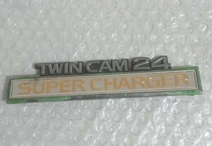 トヨタ TOYOTA 「 TWIN CAM 24 SUPER CHARGER 」エンブレム